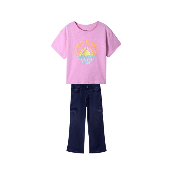 Girls Embroidered T Shirt Paired with Dark blue 6 Pockets Wide leg